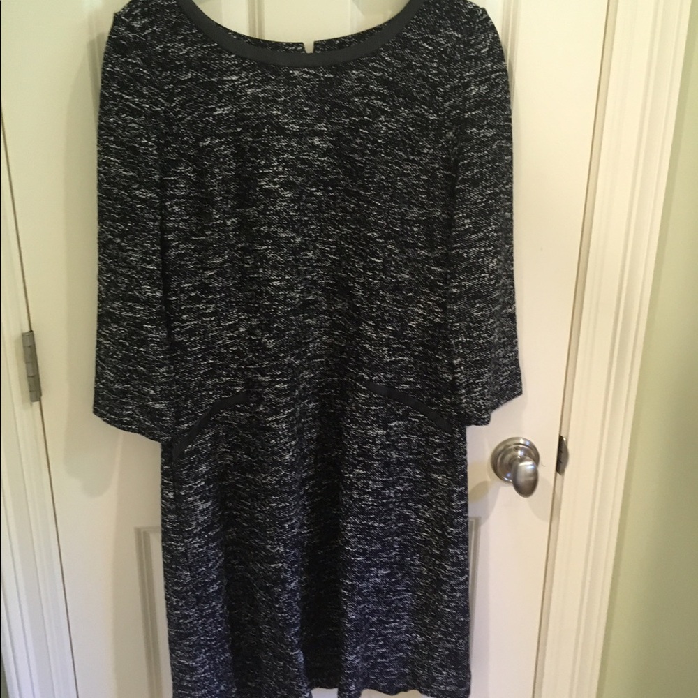 Talbots Black and White Textured Knit Shift Dress